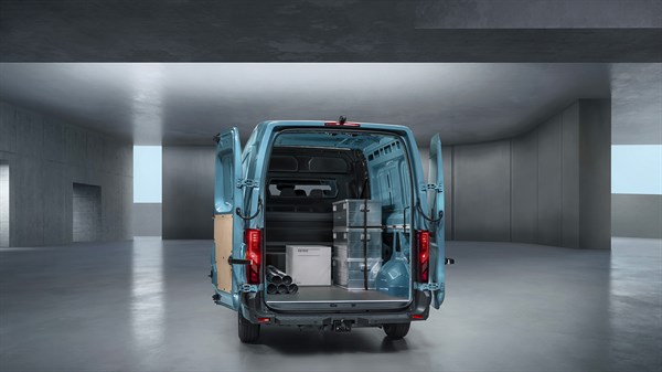 large capacity - Renault Master Crew Cab